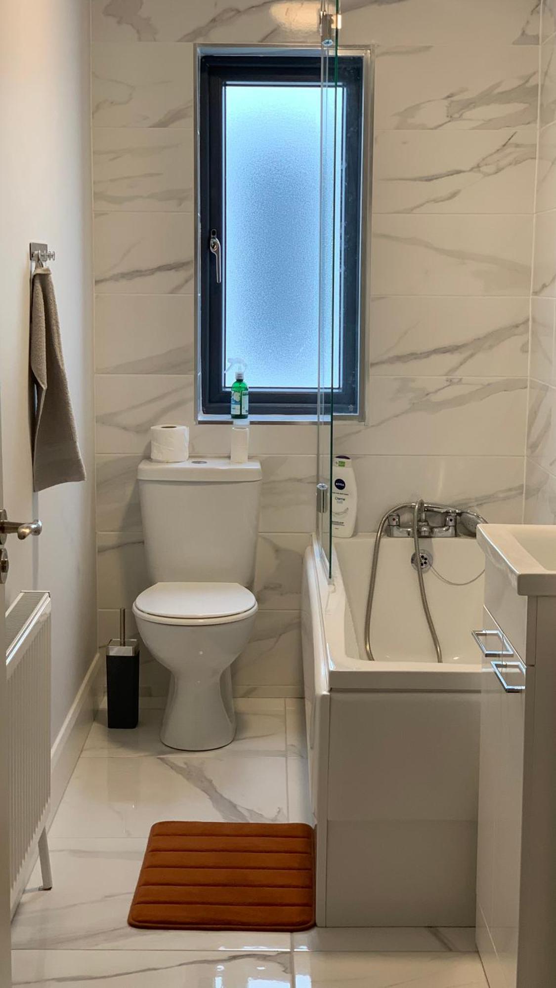 Large Bedroom Near To The Center كورك المظهر الخارجي الصورة